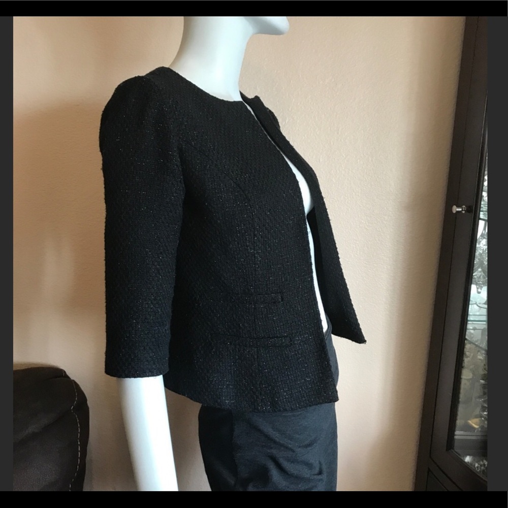 Blazer - Picture 2 of 7